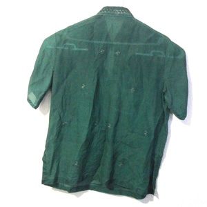 L. B. Llantos Shirts - L.B. llantos Embroidered Green Button Down Shirt M L. B. Llantos Shirts - L.B. llantos Embroidered Green Button Down Shirt M